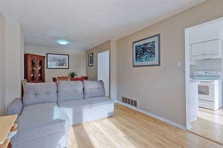 For Lease - 57 Royal Salisbury Way, Brampton, Ontario - Photo 4