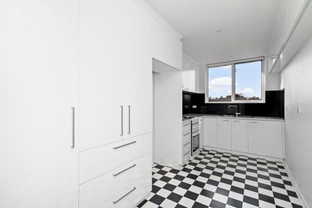 Low Maintenance Beachside Living - Photo 3