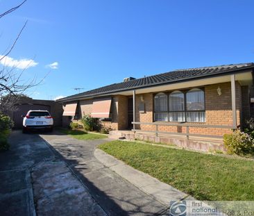 39 Turramurra Drive, Keysborough - Photo 3