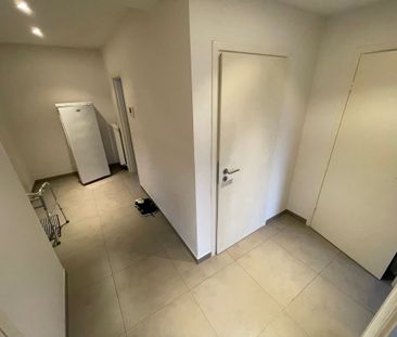 Appartement met twee slaapkamers en centrale ligging te huur - Foto 1