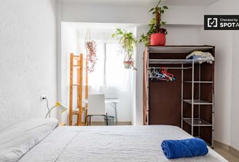 valencia, Valencian Community 46011