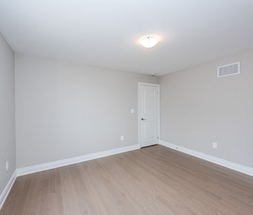 For Lease - 11 Misted Breeze Street, Brampton, Ontario - Photo 4