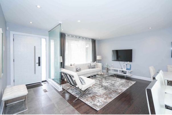 For Lease - 2 Groveland Crescent, Toronto, Ontario - Photo 1