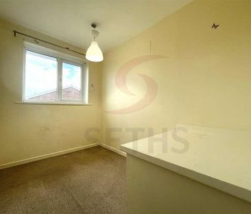 Rosamund Avenue, Braunstone, Leicester, LE3 - Photo 2