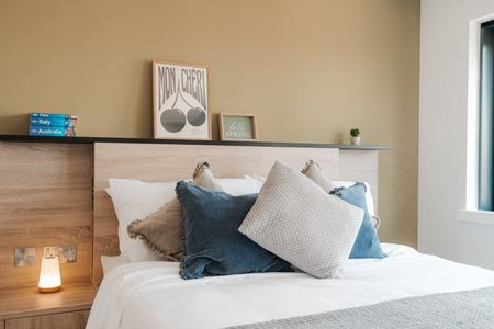 Room in a Shared Flat, Childers St, SE8 - Photo 5