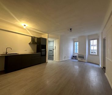 Location Appartement 4 pièces 80m² - Photo 1