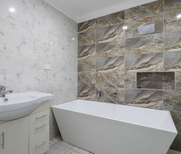 12 Charles Todd Crescent, Werrington County - Photo 4