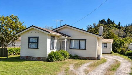 14 Kingsley Street, Whataupoko - Photo 5