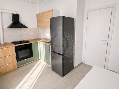 Inchiriere studio modern, parcare, zona Albert, MRS - Photo 5