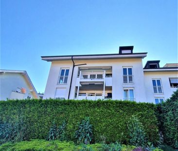 Beautiful spacious 5.5-room apartment with lake view - Photo 1