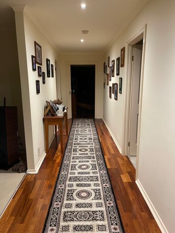 Langwarrin - Photo 5