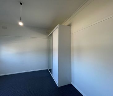 Quiet Comfort, Modern Simplicity - Photo 5