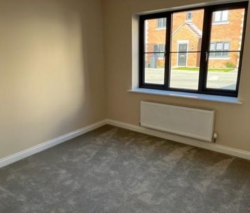 Strawberry Fields, Easterton, Devizes, SN10 - Photo 5