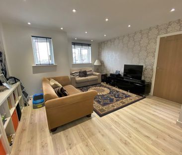 Victory Place, Addlestone, Surrey, KT15 - Photo 4