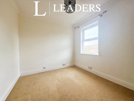 3 bedroom house to rent Vernon Park Road, Worcester, WR2 - Photo 2