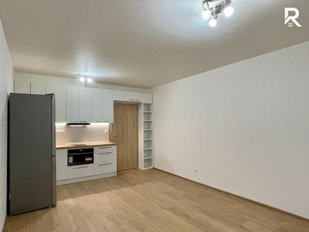Pronájem bytu 1+kk 27 m² - Photo 2
