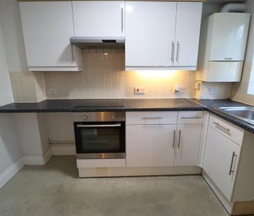 2 bedroom maisonette to rent - Photo 6