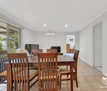 5 Bedroom Home. Positioned on a quiet street within a convenient di... - Photo 6