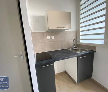 Location Appartement 1 pièce 31m² LE TAMPON 97430 - Photo 3
