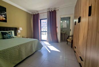 Se alquila en Los Olivos apartamento de 4 dormitorios