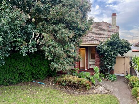 75 Ormond Road, Moonee Ponds VIC 3039 - Photo 3