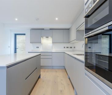 3 bedroom apartment to rent - Photo 5