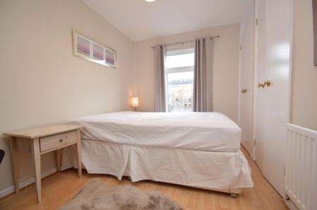 52 Salisbury Court, Dublin Road, Belfast, BT7 1DD - Photo 3