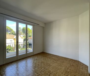 Location Appartement 4 pièces 99m² NICE 06000 - Photo 2