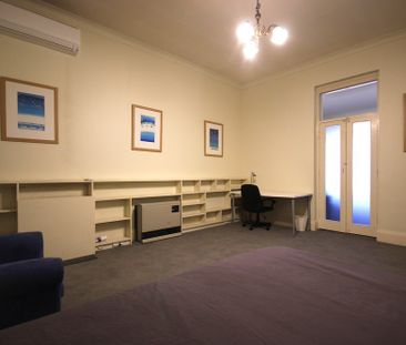 7-bedroom shared house, Adelphi Tce - Photo 4