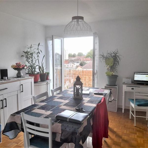Location Appartement 3 pièces 58m² CHALON SUR SAONE 71100 - Photo 1