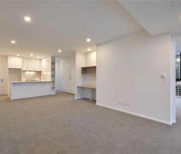 2708/560 Lonsdale Street - Photo 3