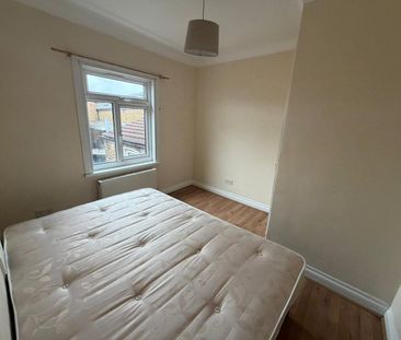 Room in a Shared Flat, Holloway Road, N19 - Photo 5