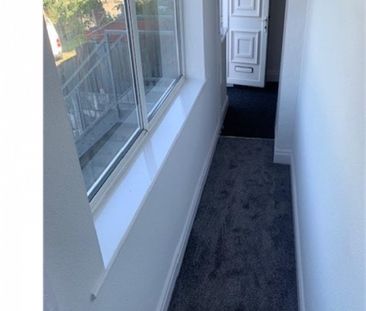 1 Bedroom Apartment To Let - Photo 6