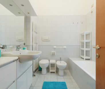 Via Rovello, Milan, Lombardy 20121 - Photo 2