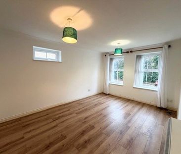 1 bedroom apartment to rent Alton House, 96 Midanbury Lane, Southam... - Photo 1