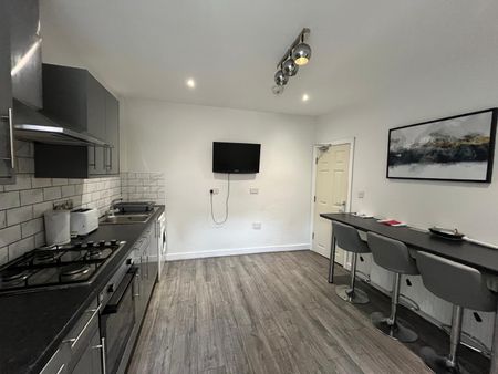 Horsham Street, Salford - Photo 3