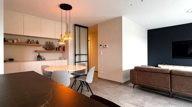 Appartement te huur - Photo 1