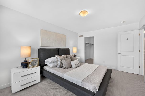 For Lease - 216 TRUMPETER Grove, Blossom Park - Airport and Area, Ontario - Photo 1