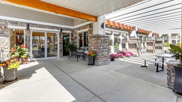 2 Bed Condo In Chaparral With Lake Access | Utilities Included | Underground Parking - Photo 1