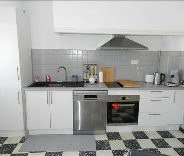 1 pièce - Meublé - 11,7 m² - 2ème étage - Colocation non autorisée - Photo 2