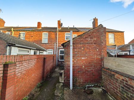 St Andrews Street, Lincoln - Photo 5