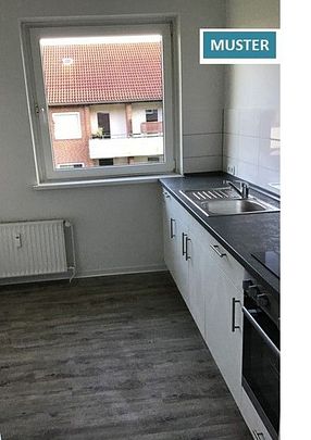 Ihr neues Zuhause in Oststeinbek! Schicke, frisch renovierte 2-Zimmer-Wohnung mit Küchenzeile! (Seniorenwohnanlage) - Foto 1