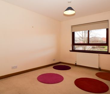 Carmichael Court, Dundee - Photo 3