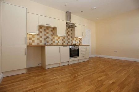 Blatchington Road, Hove, BN3 - Photo 3