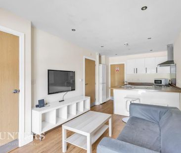 4 bedroom townhouse to rent - Photo 1