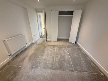 Astor Drive - Photo 3