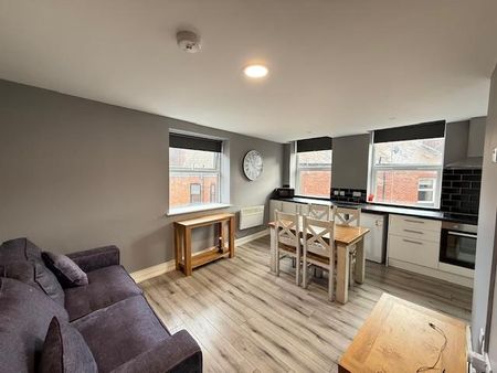 2 bedroom flat to rent - Photo 3