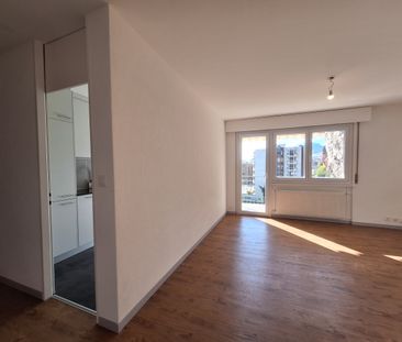SION-CENTRE / APPARTEMENT RENOVE DE 2.5PCES - Photo 1