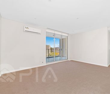 Modern 2 bedroom apartment close to amenities for lease - Photo 6