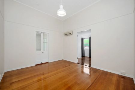Big block, Plenty of Space, Style & Convenience ! - Photo 3